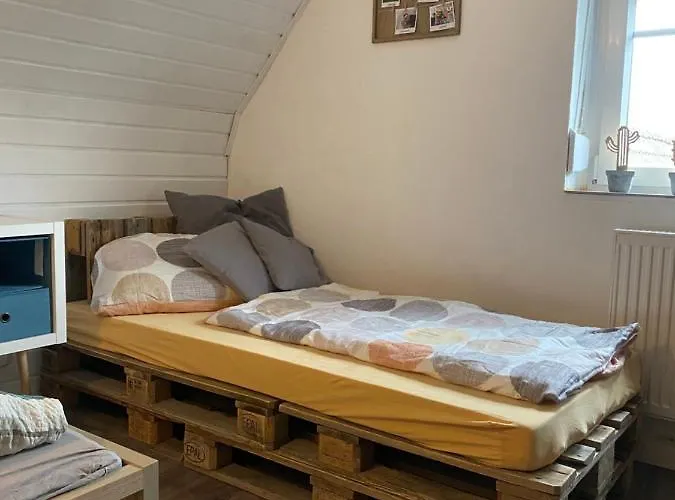 Kinofeeling Im Reihenhaus Mit Schoenem Garten * Schwarzenfeld